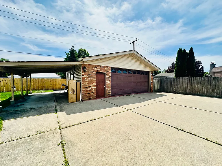 39326 Roland Dr — Photo 23