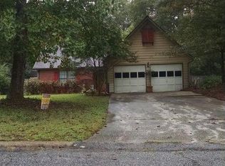 10396 Tara Ct, Jonesboro, GA 30238