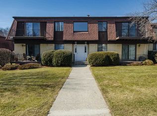 204 Cherry Hill Dr, Poughkeepsie, NY 12603