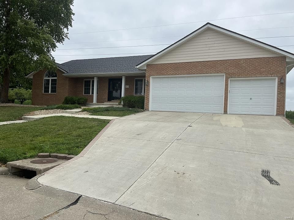 810 Autumn Glen Pl, Belleville, IL 62220 Zillow
