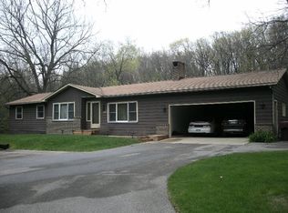 8807 E Fulton St, Ada, MI 49301