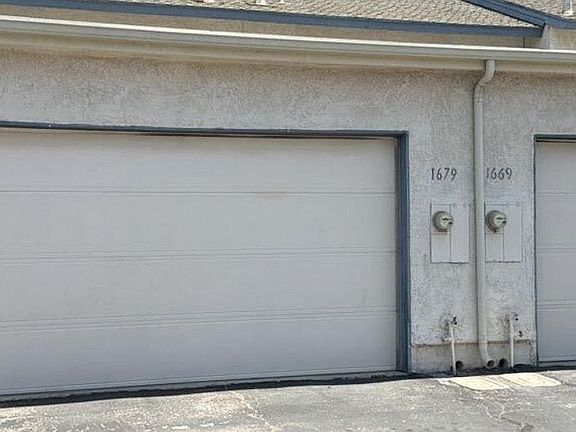 3rd image of 1679 W Norwood Ct
