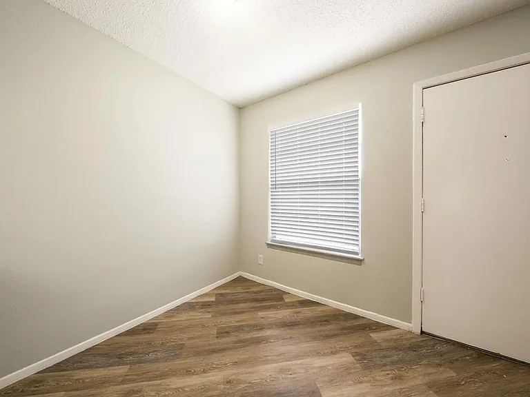 The Rise Apartments — Photo 14