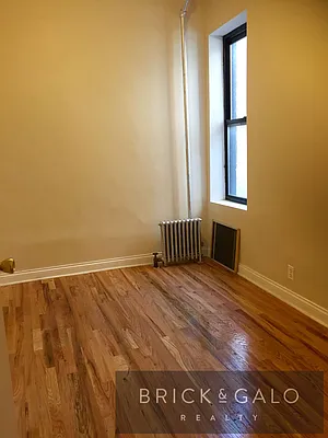 Rented by BRICK & GALO REALTY CORP | media 15