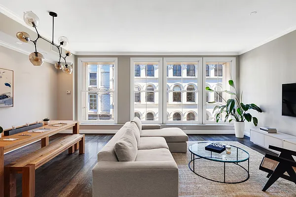 Rented by Compass | media 10