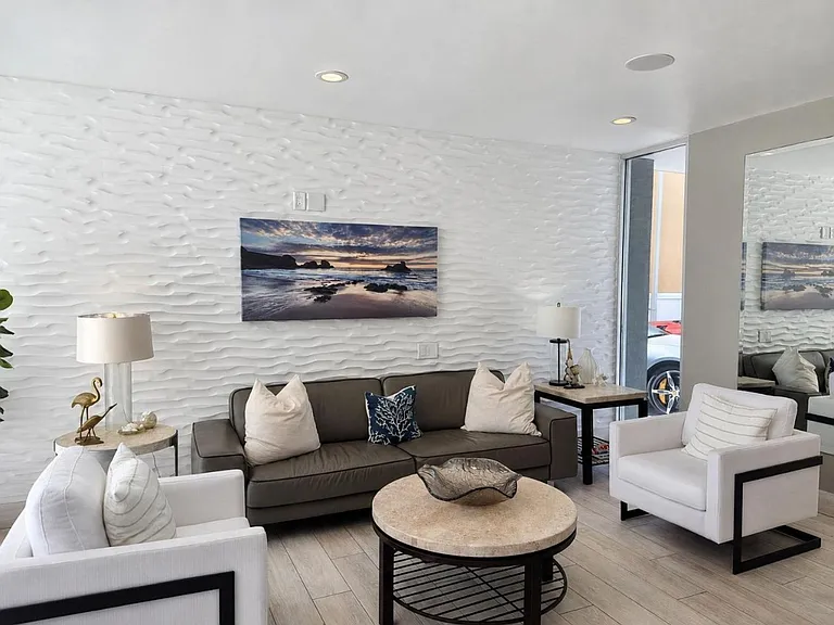 3121 W Coast Hwy #7D — Photo 42