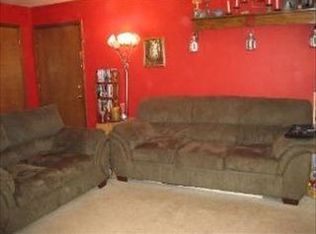 722 E Glenwood Dyer Rd, Glenwood, IL 60425