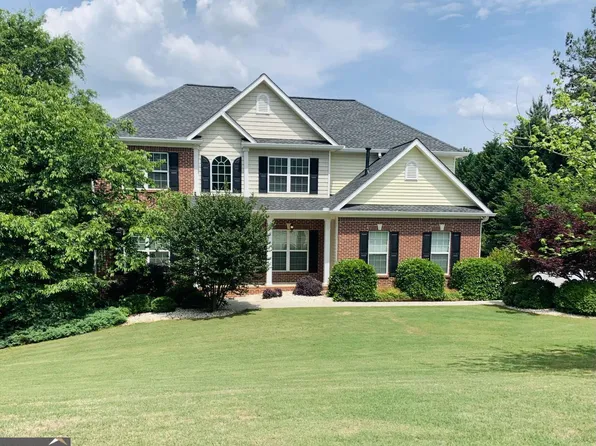 345 Persimmon Dr, Sharpsburg, GA 30277