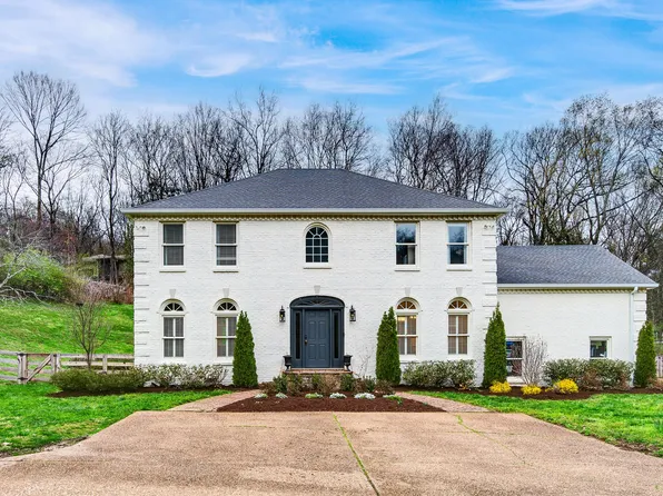 1604 Tyne Blvd, Nashville, TN 37215