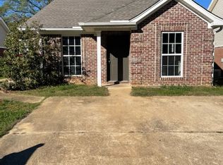 132 Gym Cir, Saltillo, MS 38866