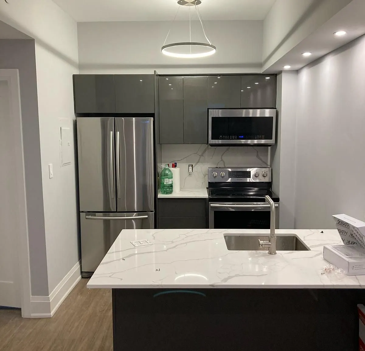 1 bed, $2,000 — Photo 2