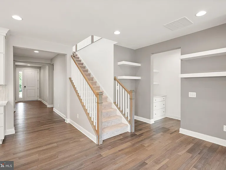 121 Cowbird St — Photo 38