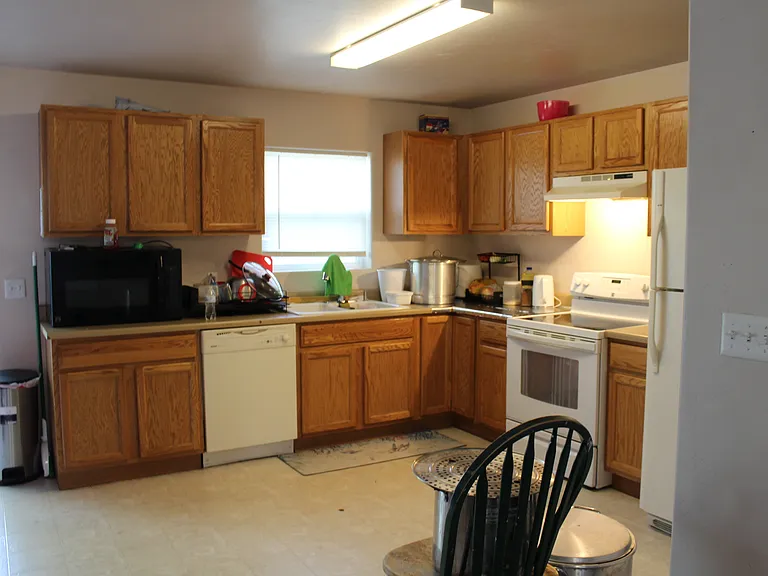 2521 Meadow Cir #1 — Photo 3
