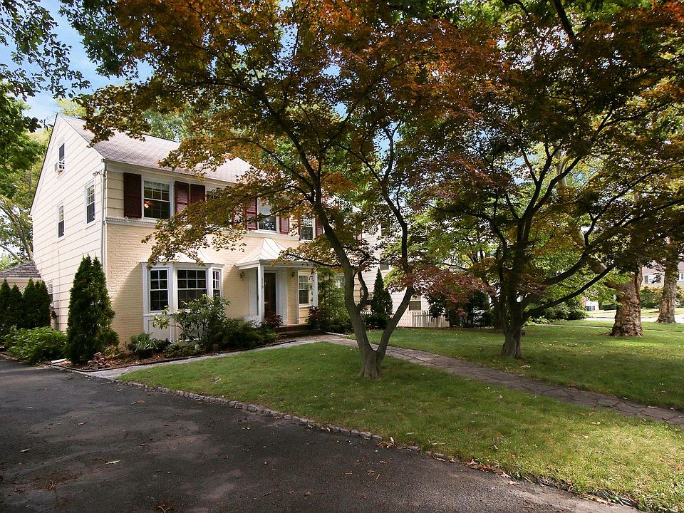 1st image of 519 Hartford Ct