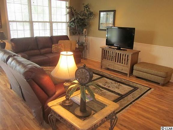 4th image of 311 S Dogwood Dr