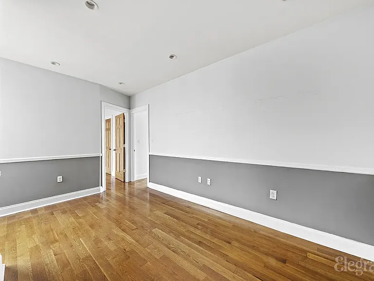 98 Thompson St #32 — Photo 3