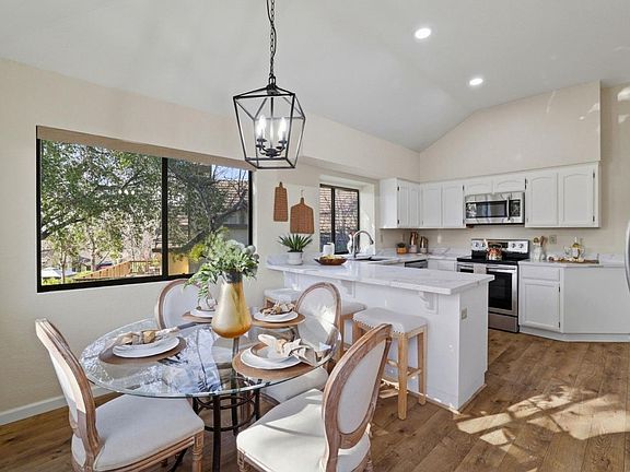 5th image of 7527 Morevern Cir