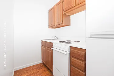 Rented by J. Lemle Real Estate