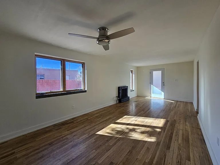 235 Irvine St — Photo 18