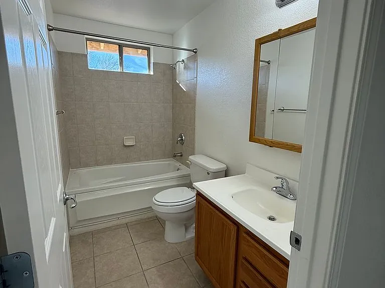 751 Skyview Ln — Photo 13