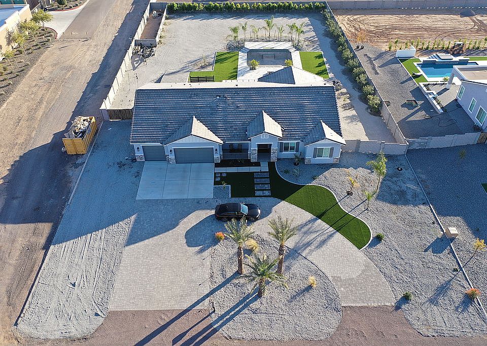 2nd image of 10105 W Camino De Oro