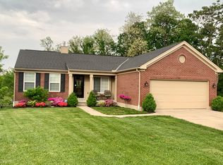 2783 Chopin Dr, Cincinnati, OH 45231