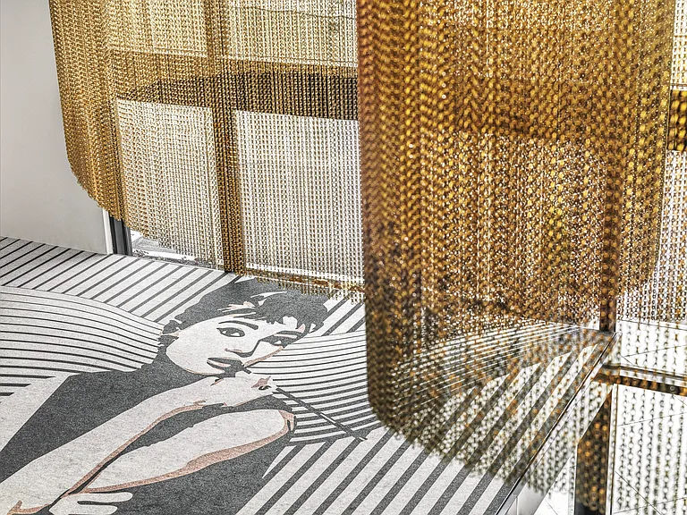 Audrey - Entrance to Lobby