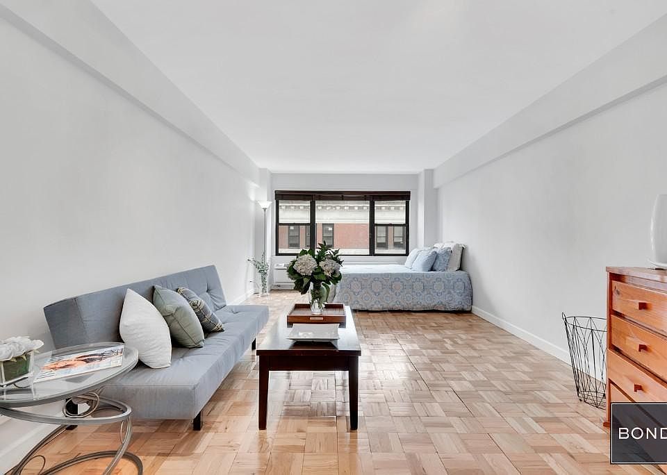 1st image of 210 E 36th St APT 8F