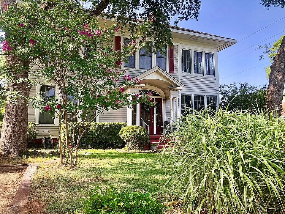 1st image of 802 Kirby Pl
