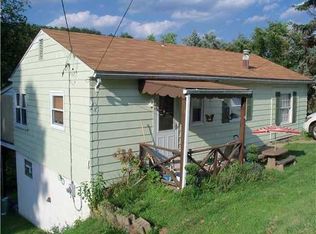 502 Victoria St, West Mifflin, PA 15122