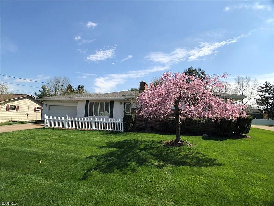 1st image of 740 Shaker Dr