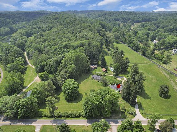 2nd image of 2083 Welsh Hills Rd
