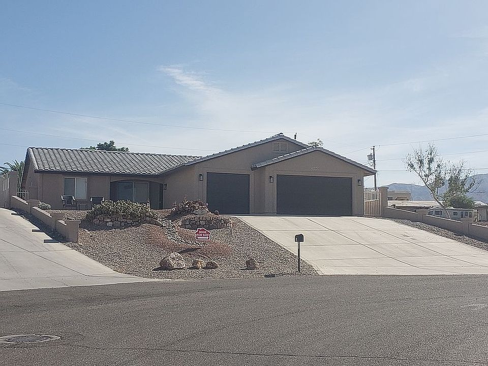 1st image of 3065 Hidden Valley Dr