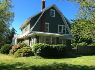 2717 Wellington Rd, Erie, PA 16506