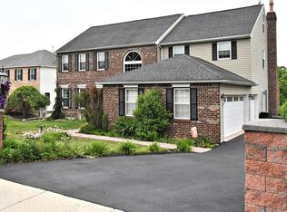 1630 Potter Dr, Sanatoga, PA 19464