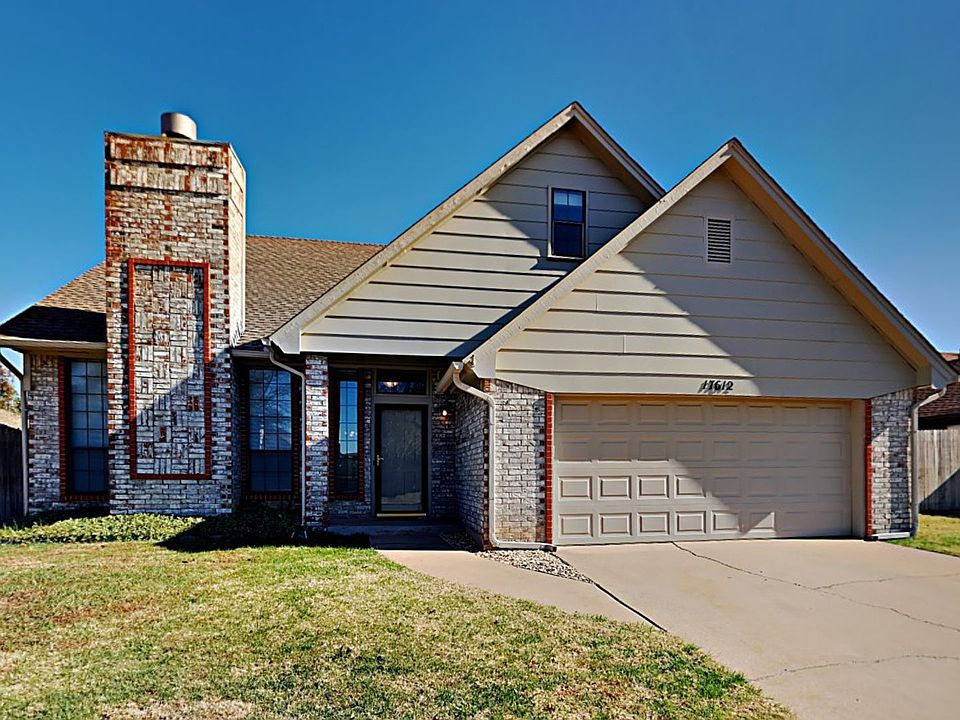 1st image of 17612 Copper Creek Dr