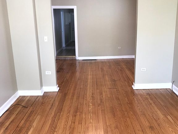 3rd image of 2633 W Homer St APT 1F