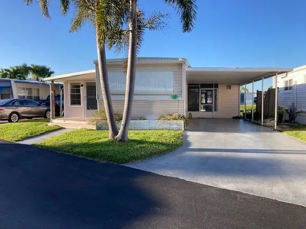 23 Channel Ln, Fort Myers, FL 33905