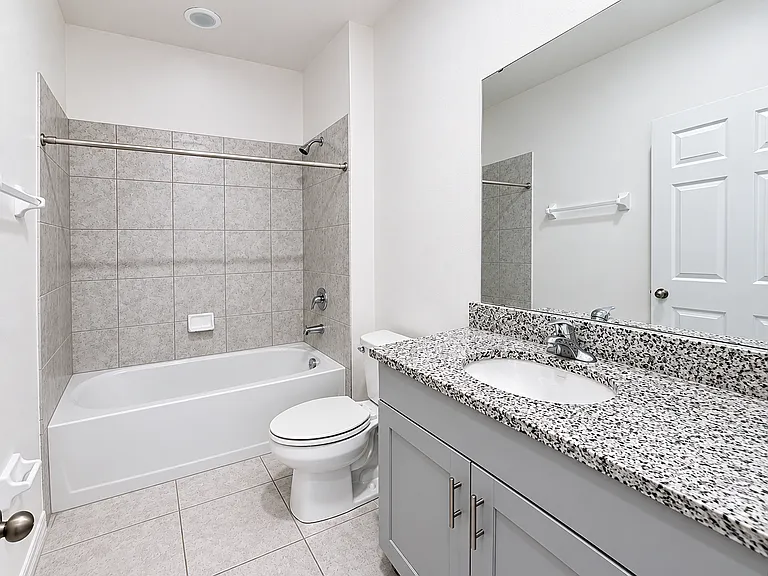 214 Tarpon Bay Blvd — Photo 4