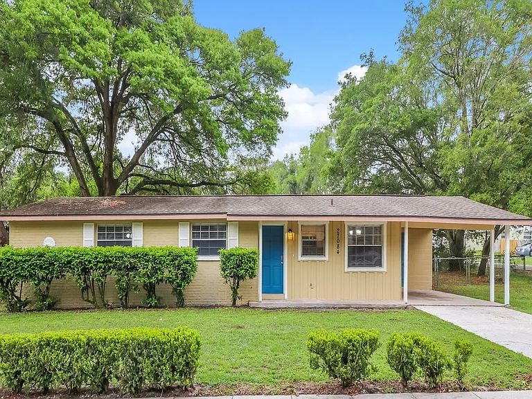 27084 Roper Rd — Photo 1