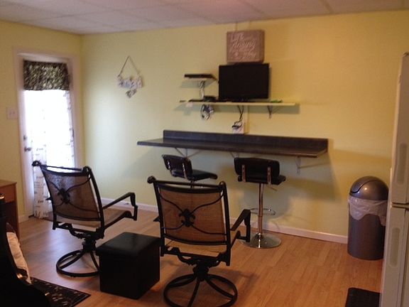 2nd image of 303 Henderson Blvd #9