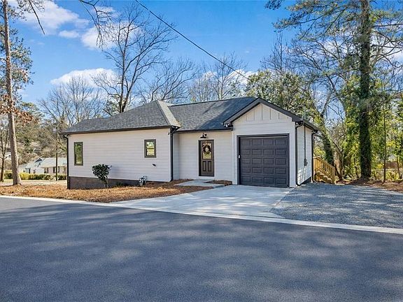 2nd image of 1461 Westridge Rd SW