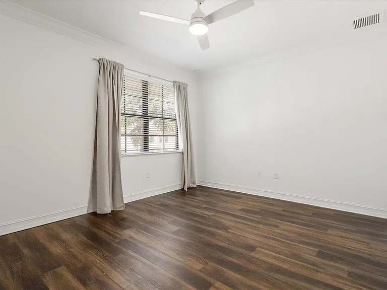 10098 Akenside Dr — Photo 37