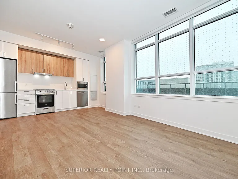 30 Upper Mall Way #A214 — Photo 10