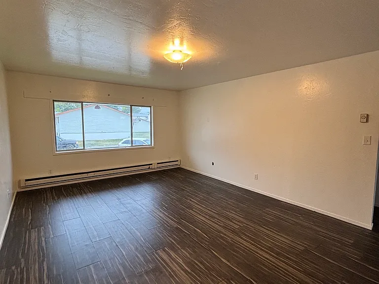 310 Moonlite Dr — Photo 13