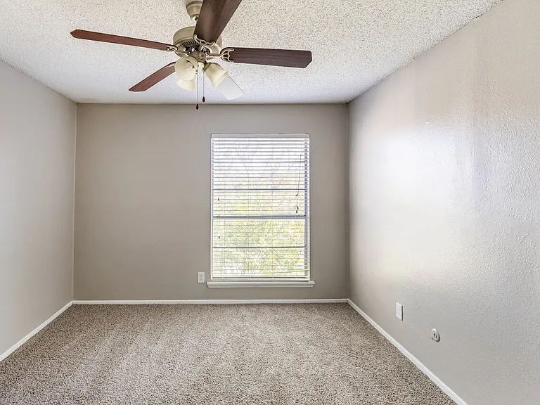 Athena Apartments — Photo 45