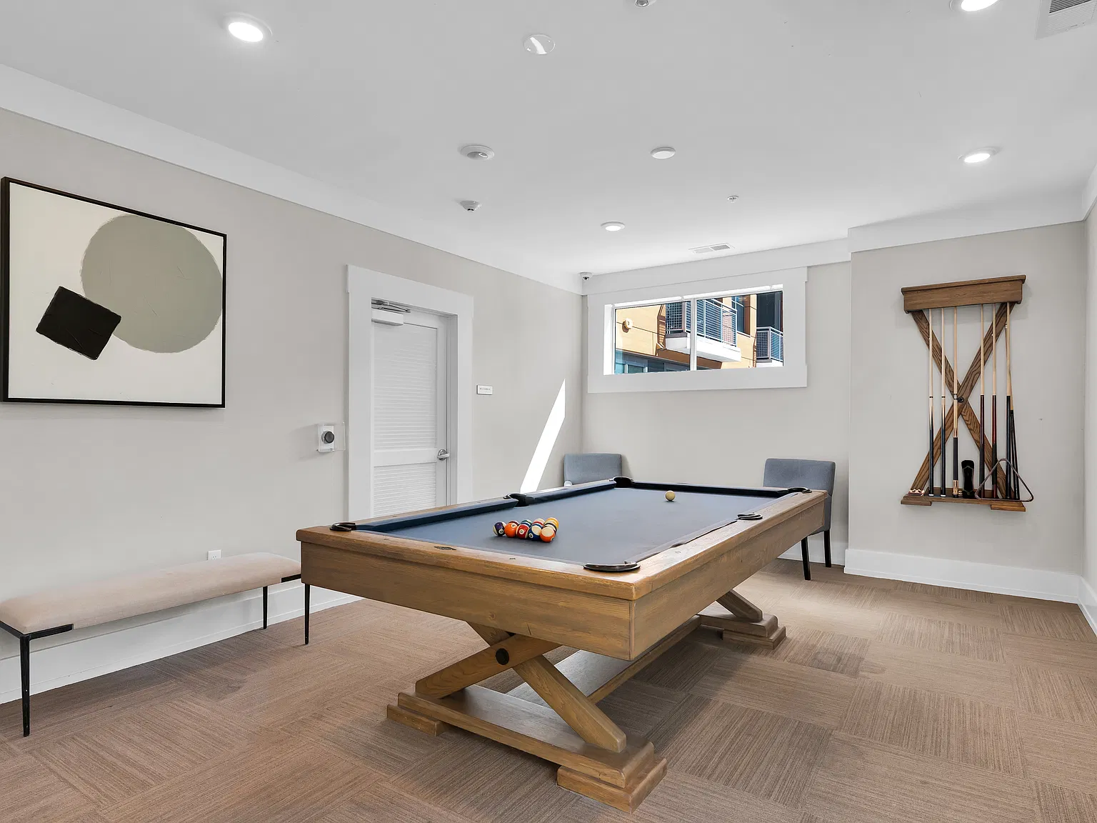Bedford Hall Apartments — Photo 4