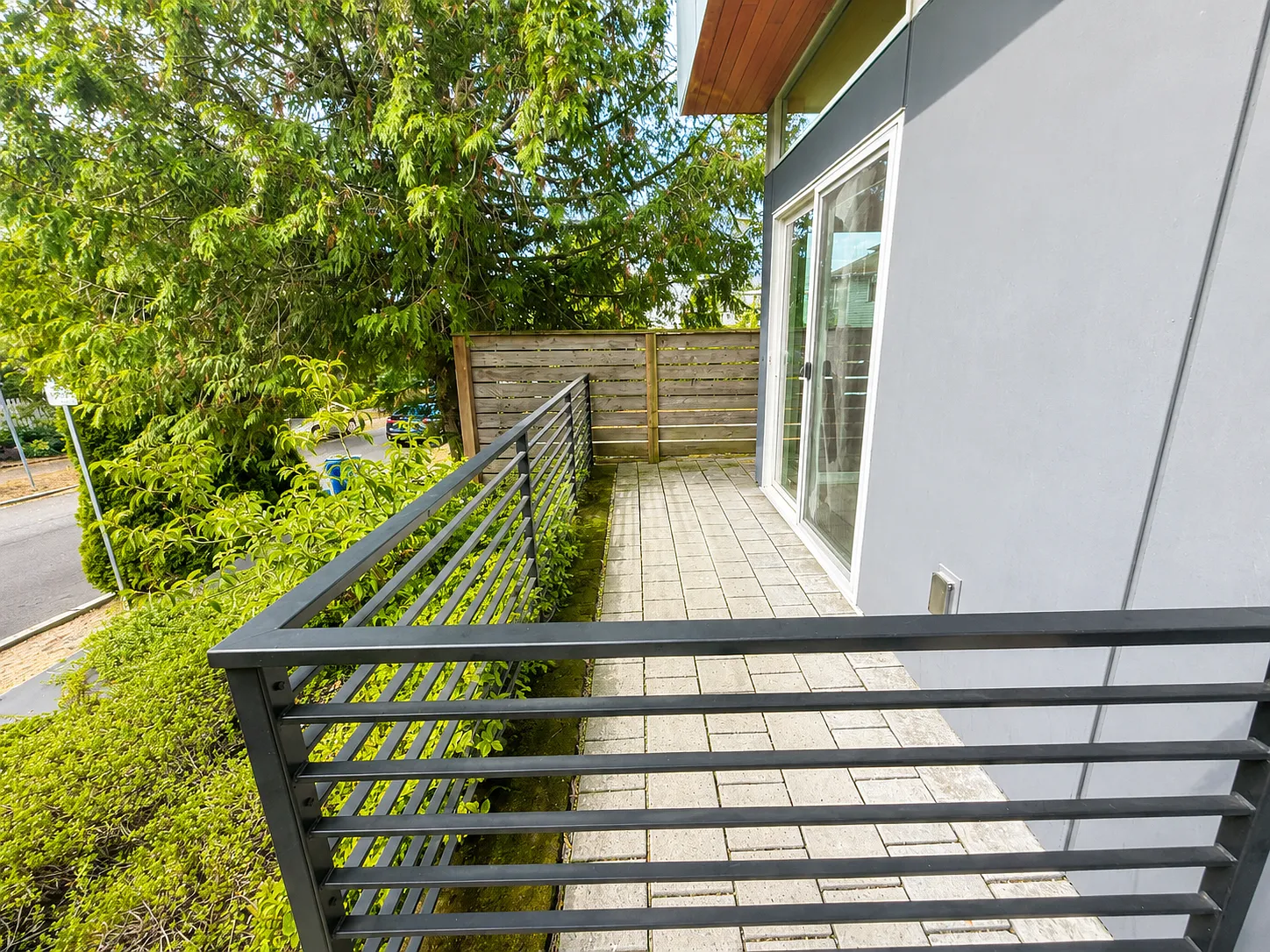 3 bed, 1460 sqft, $3,995 — Photo 1