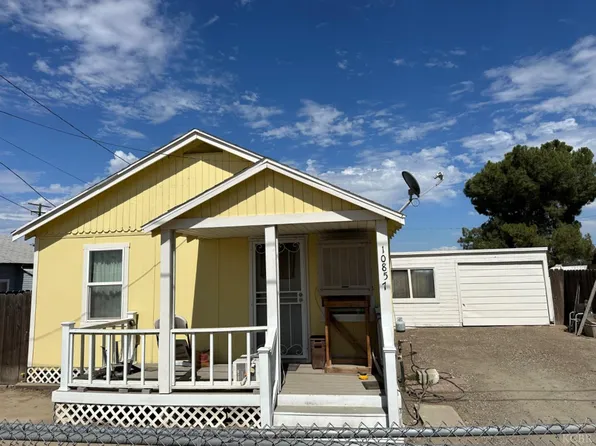 10857 Oak Ave, Armona, CA 93202