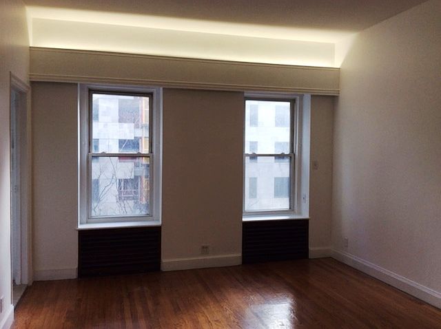 1st image of 949 2nd Ave Fl 2